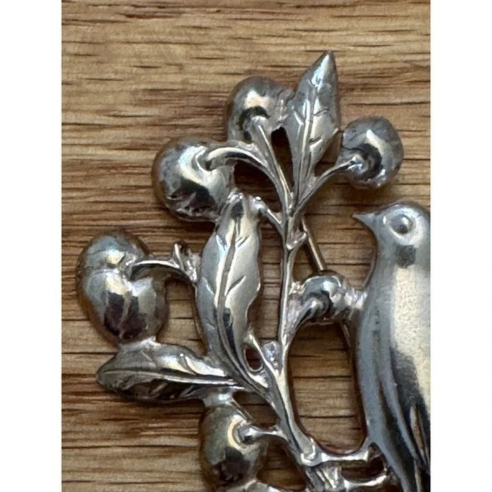 Rare theme Bird & Berries Brooch Mid- Signed‎ Danecraft Sterling Silver vintage